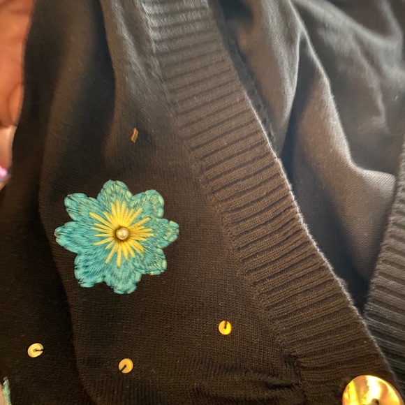 August Silk 3/4 sleeve Embroidered Sweater - Picture 4 of 4